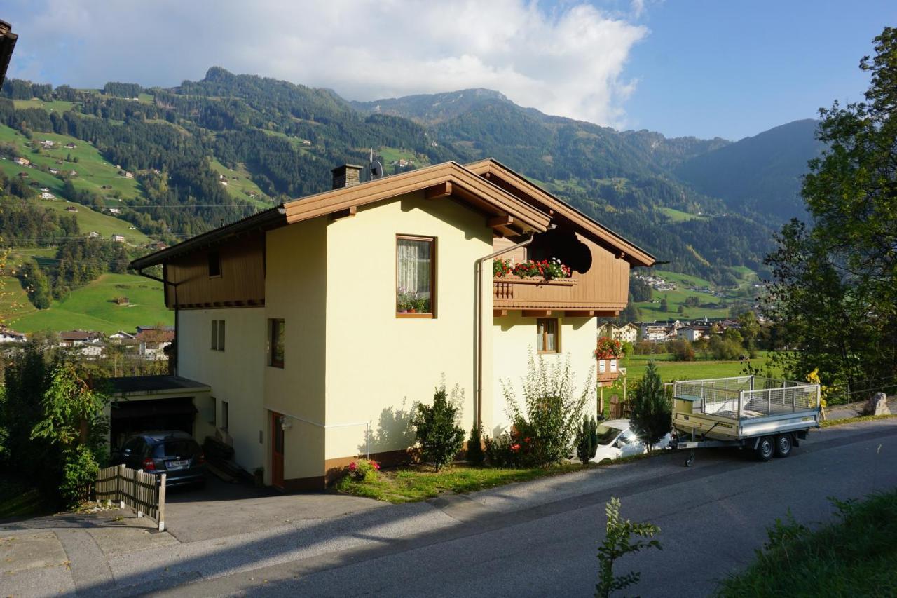 Haus Dornauer Apartamento Hippach Exterior foto