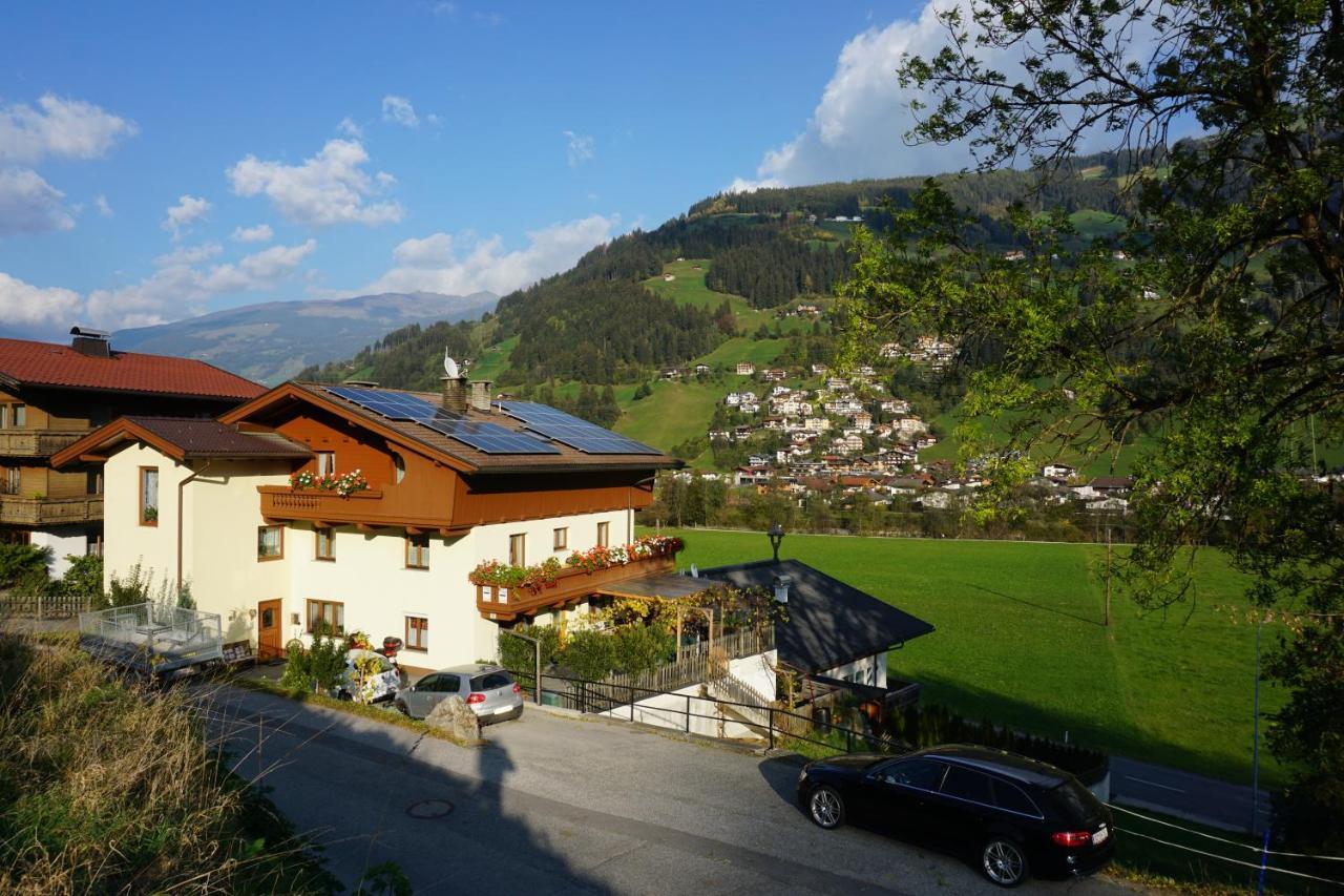 Haus Dornauer Apartamento Hippach Exterior foto